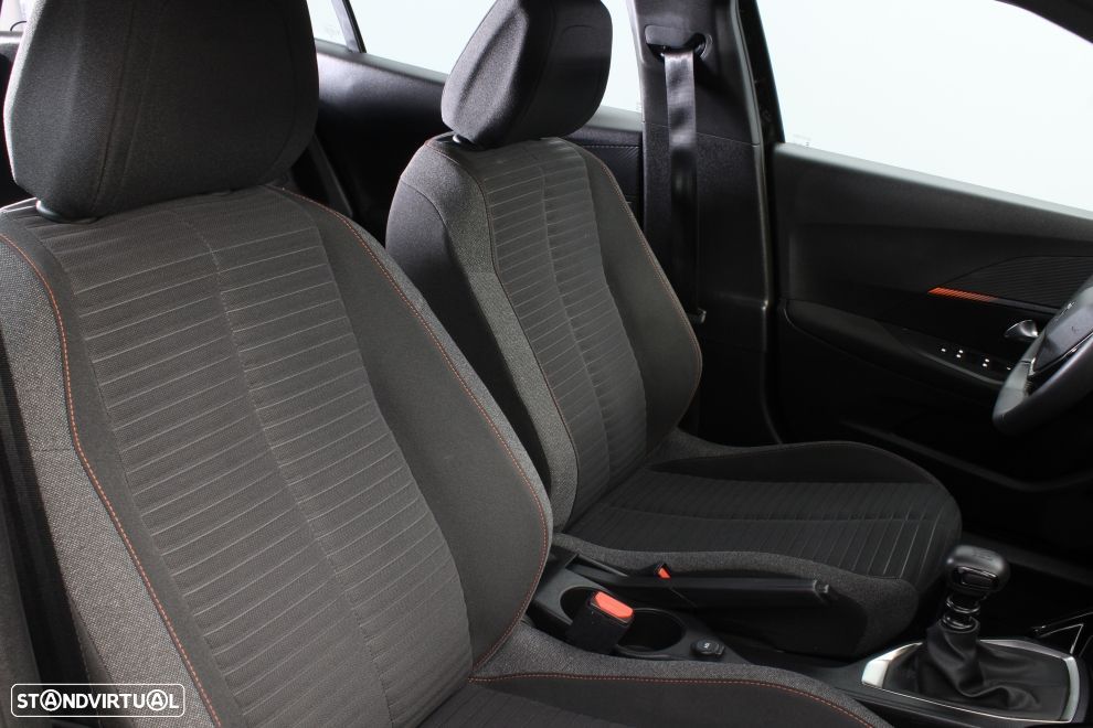 Peugeot 2008 1.2 PureTech Active Pack - 18