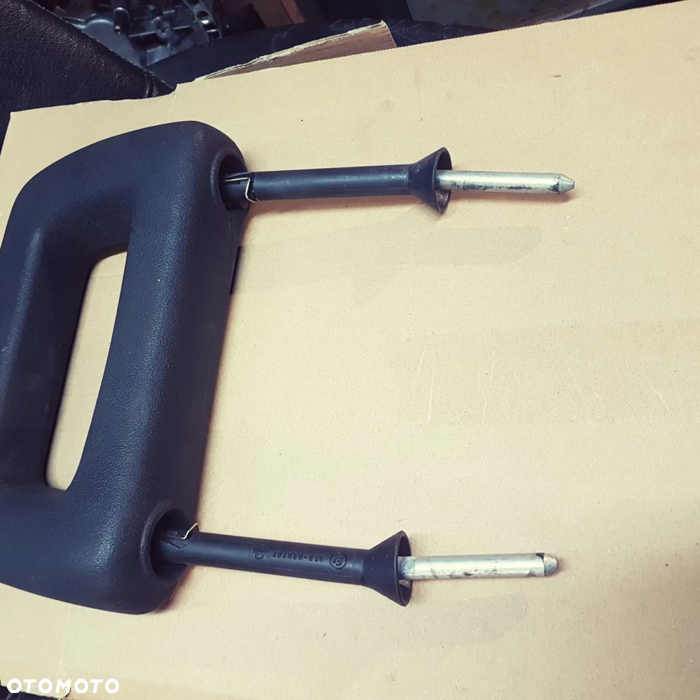 zagłówek zagłowek regulacja oś regulacji wysokości przód przednie fiat 126p 126 p maluch - 5