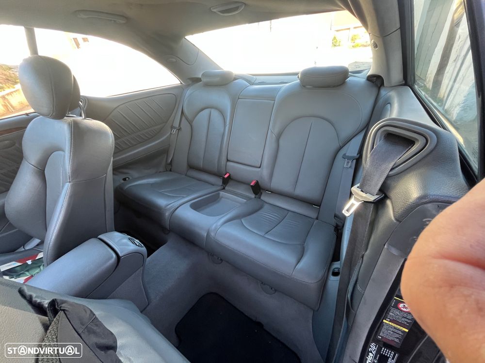Mercedes-Benz CLK 220 CDi Elegance Aut. - 8