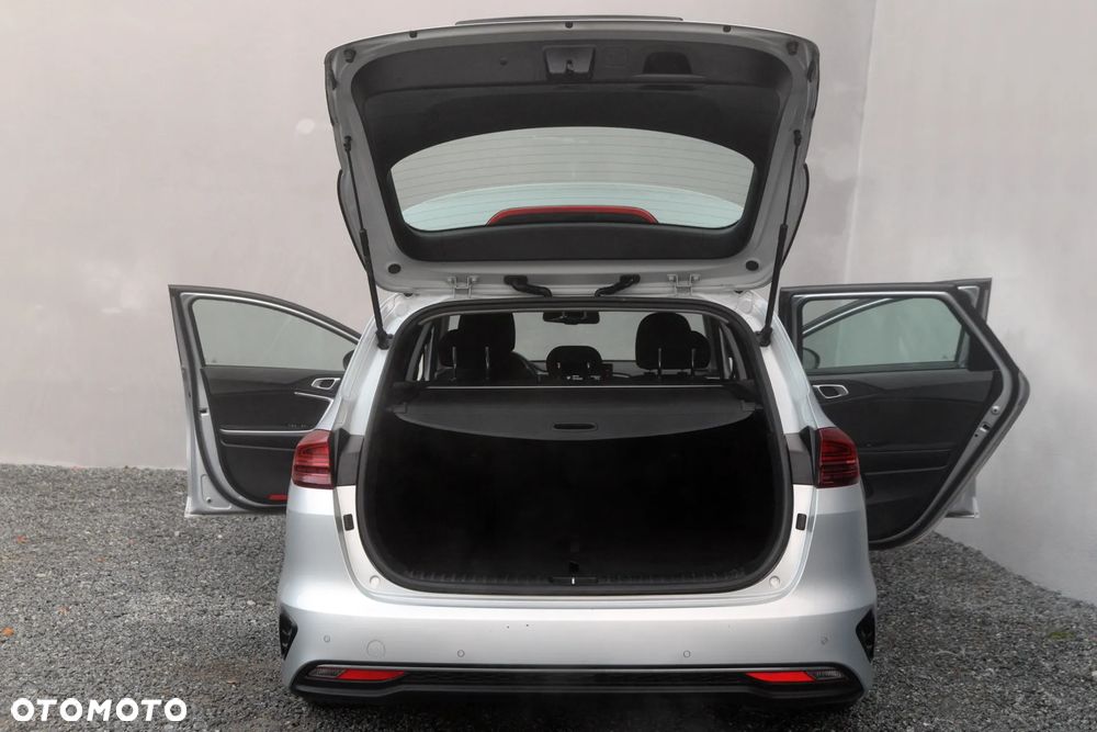 Kia Ceed 1.4 T-GDI L - 23