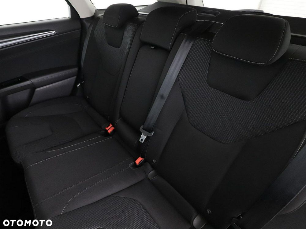 Ford Mondeo 2.0 EcoBlue Titanium - 18