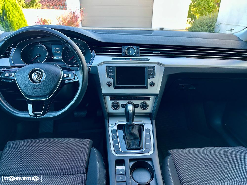 VW Passat Variant 2.0 TDi Business Package DSG - 12