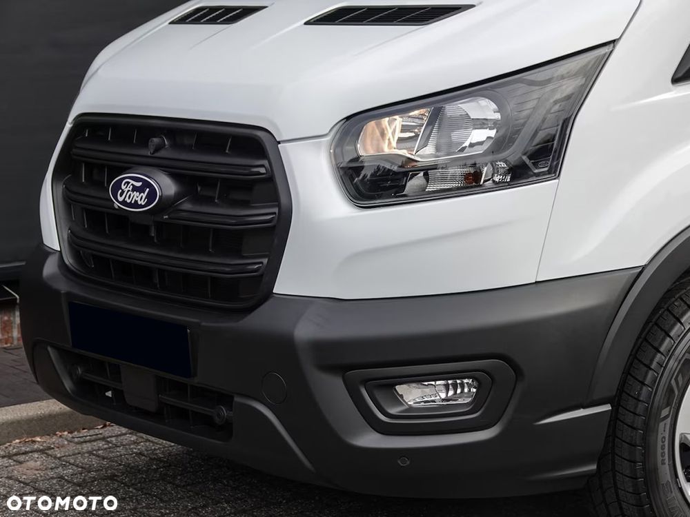 Ford TRANSIT 2.0 ECOBLUE 130KM LDT 6.2 M6 FWD VAN TREND 350 L3 - 4