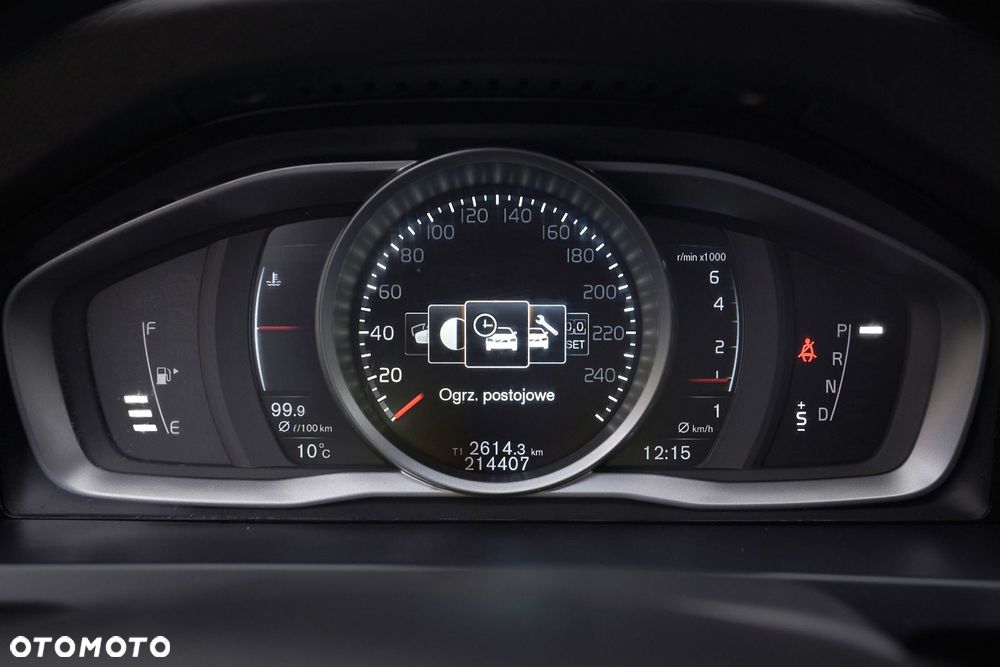 Volvo V60 T5 Geartronic Momentum - 28