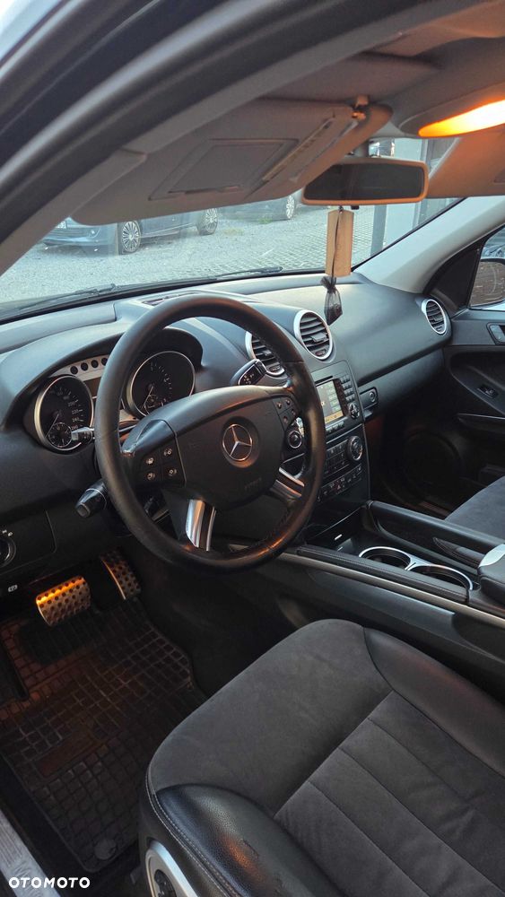 Mercedes-Benz ML - 6