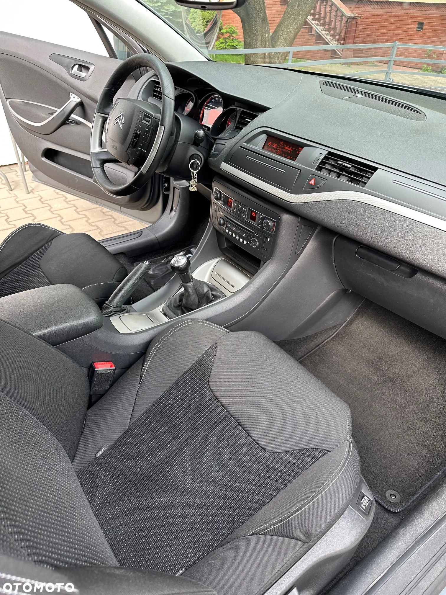 Citroën C5 1.6 HDi Attraction - 13