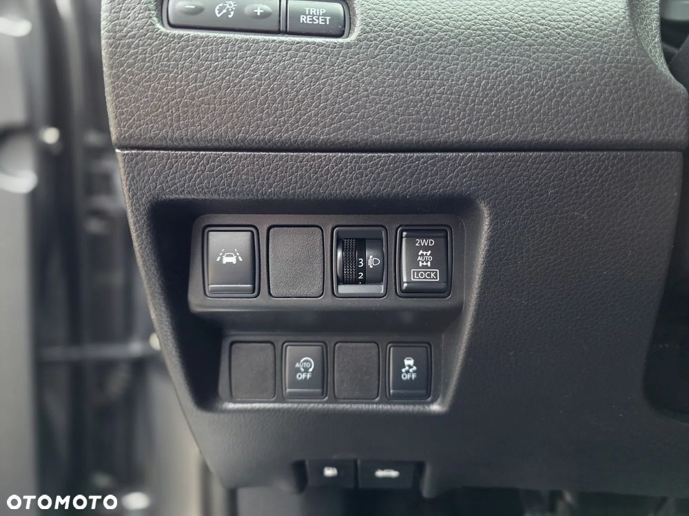 Nissan Qashqai 1.6 dCi 4 x 4 DPF acenta - 23