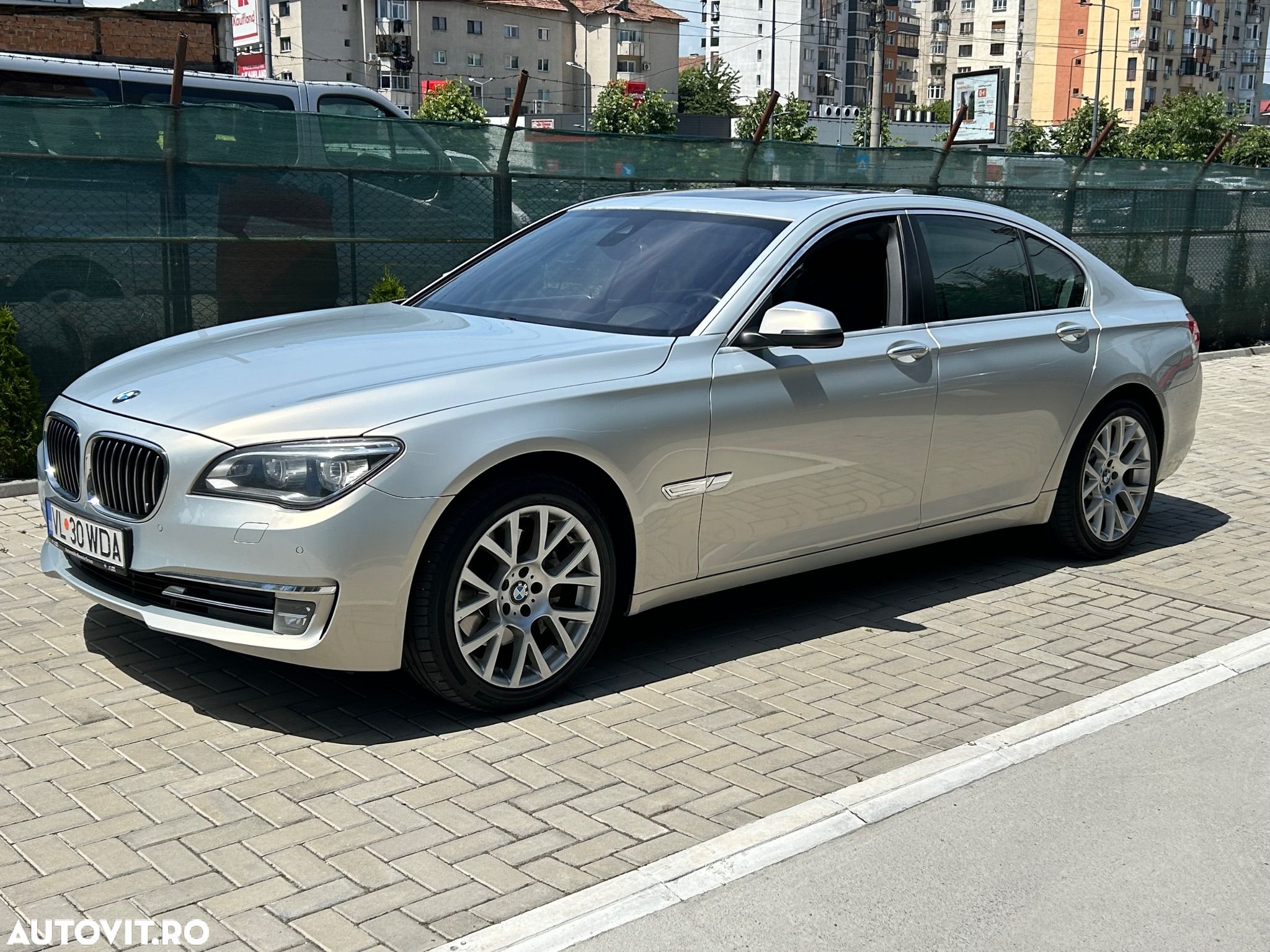 BMW Seria 7 740d xDrive Edition Exclusive - 1