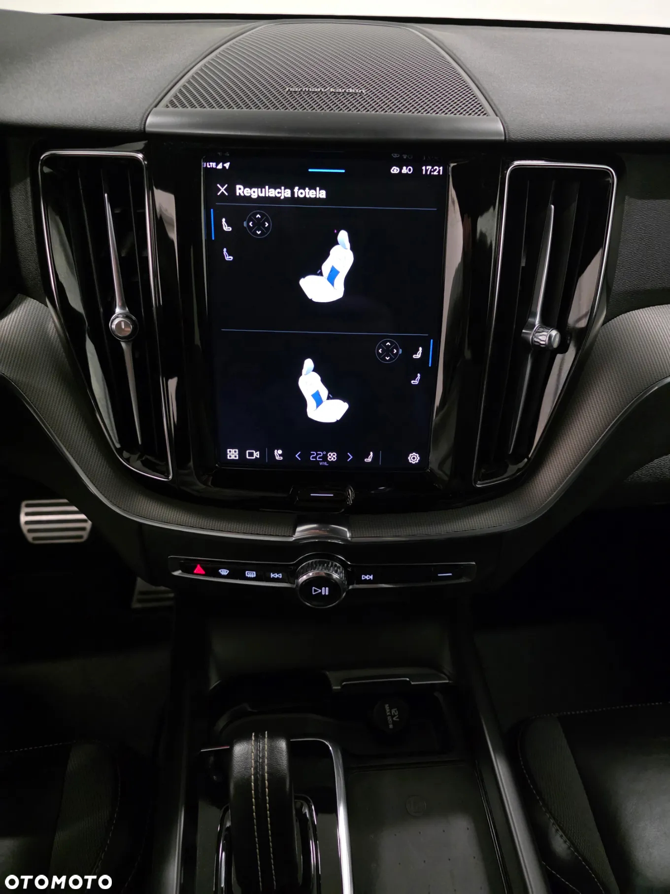 Volvo XC 60 B4 D AWD Plus Dark - 14