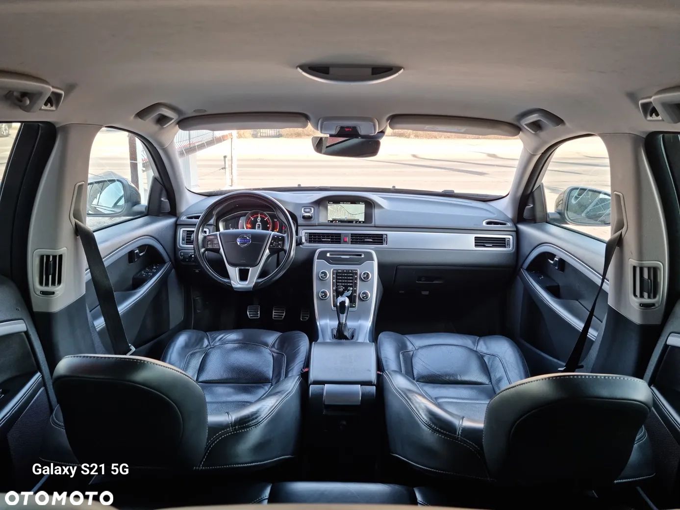 Volvo V70 D3 Momentum - 1