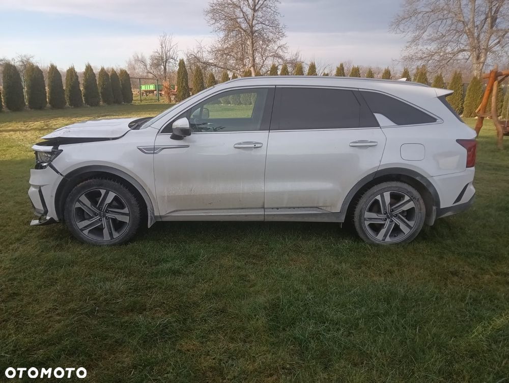 Kia Sorento 1.6T-GDI PHEV AWD OPF Platinum - 9