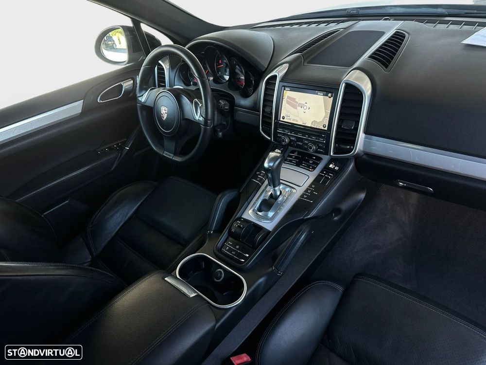 Porsche Cayenne Tiptronic - 11