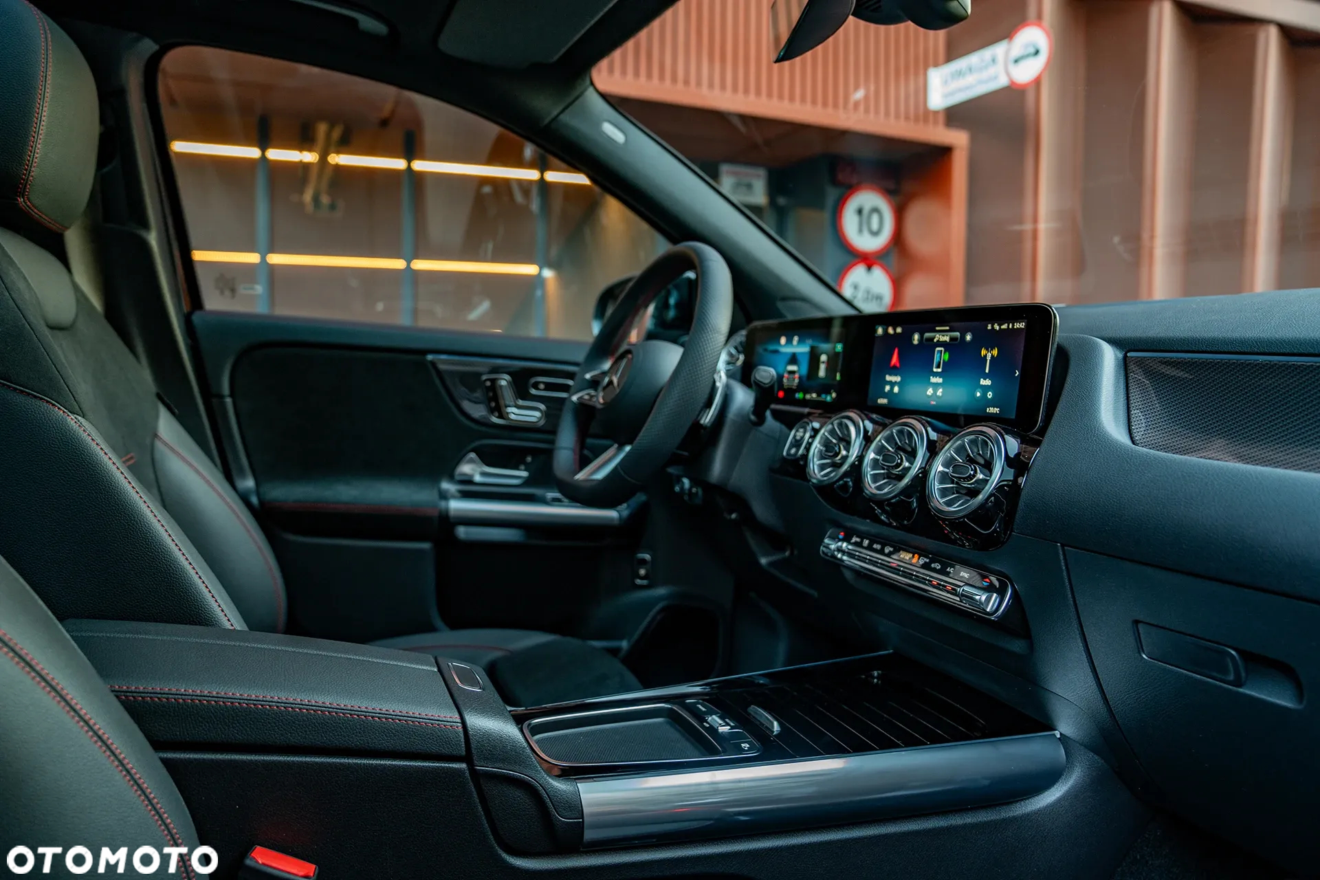 Mercedes-Benz GLA 220 mHEV 4-Matic AMG Line 8G-DCT - 7