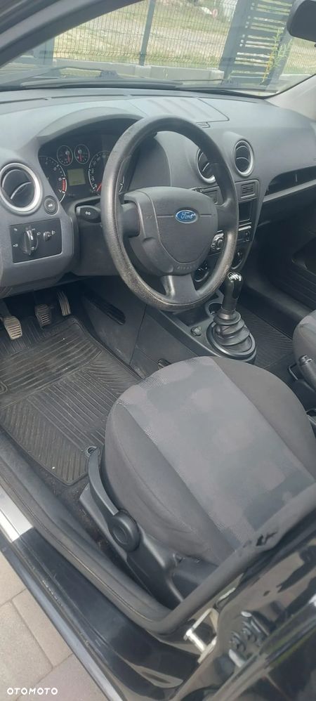Ford Fusion 1.4 Trend - 23