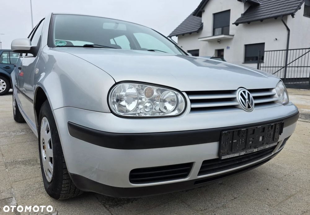 Volkswagen Golf 1.4 Comfortline - 4