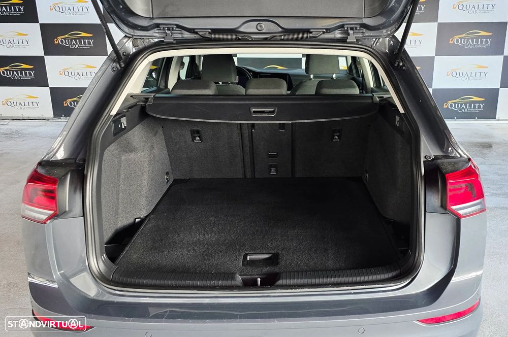 VW Golf Variant 2.0 TDi - 11