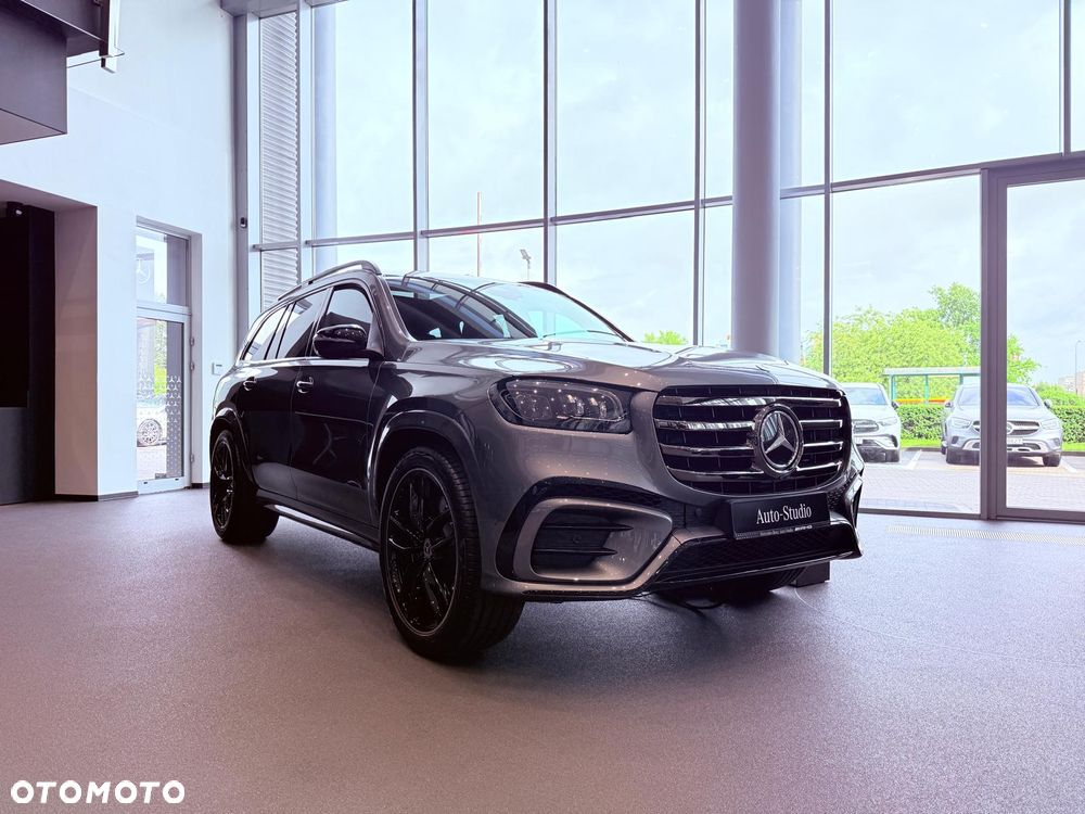 Mercedes-Benz GLS - 9