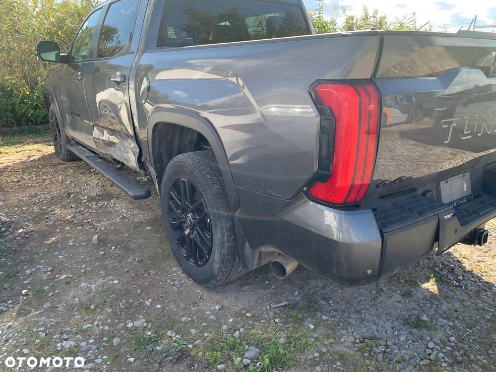 Toyota Tundra - 26