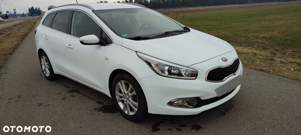 Kia Ceed Cee'd 1.6 GDI L Business Line - 15