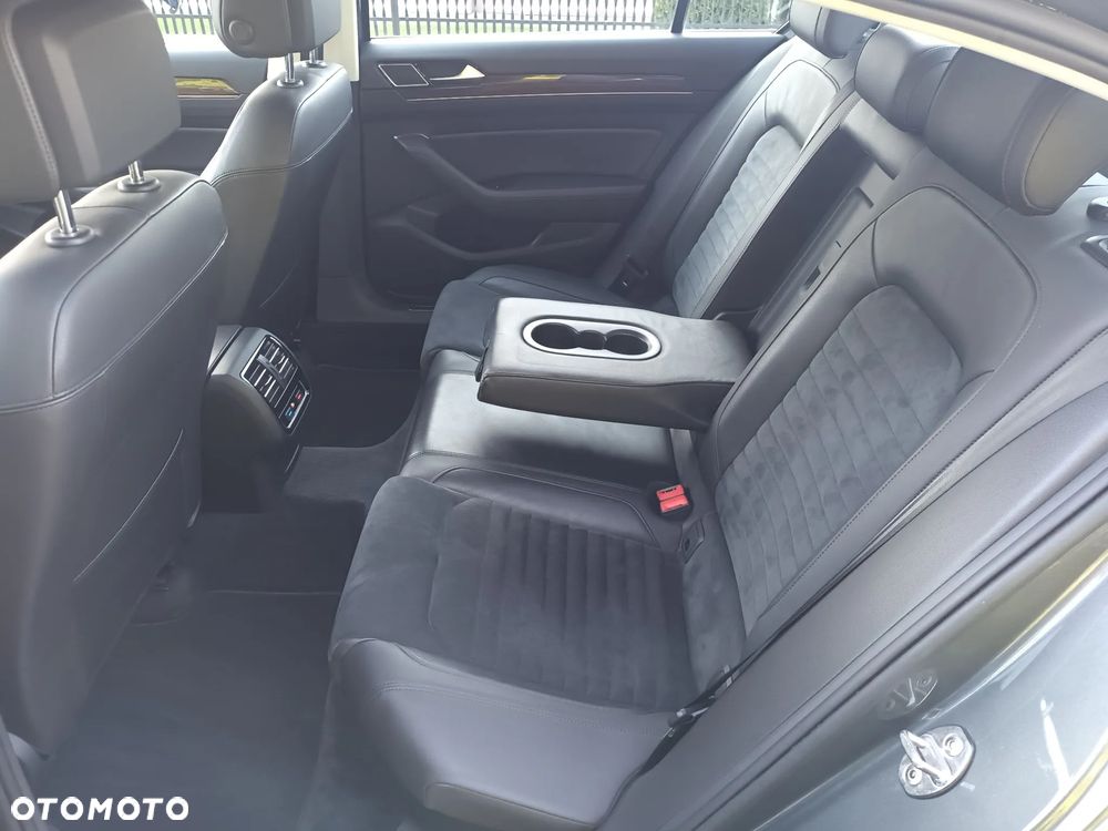 Volkswagen Passat 1.8 TSI BMT Highline - 20