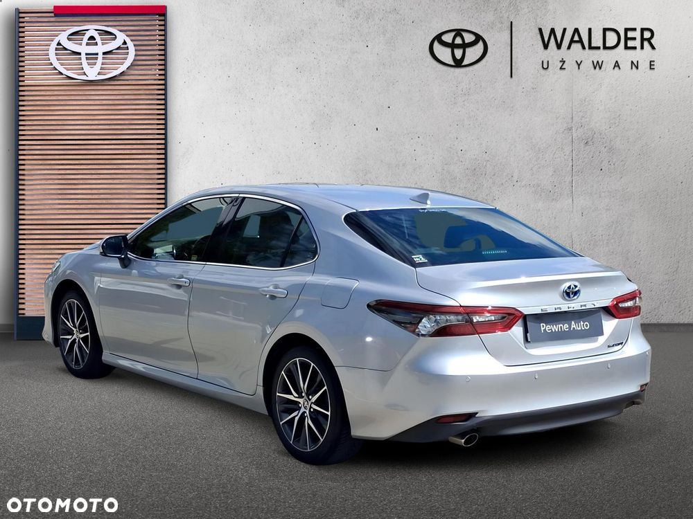 Toyota Camry 2.5 Hybrid Executive CVT - 3