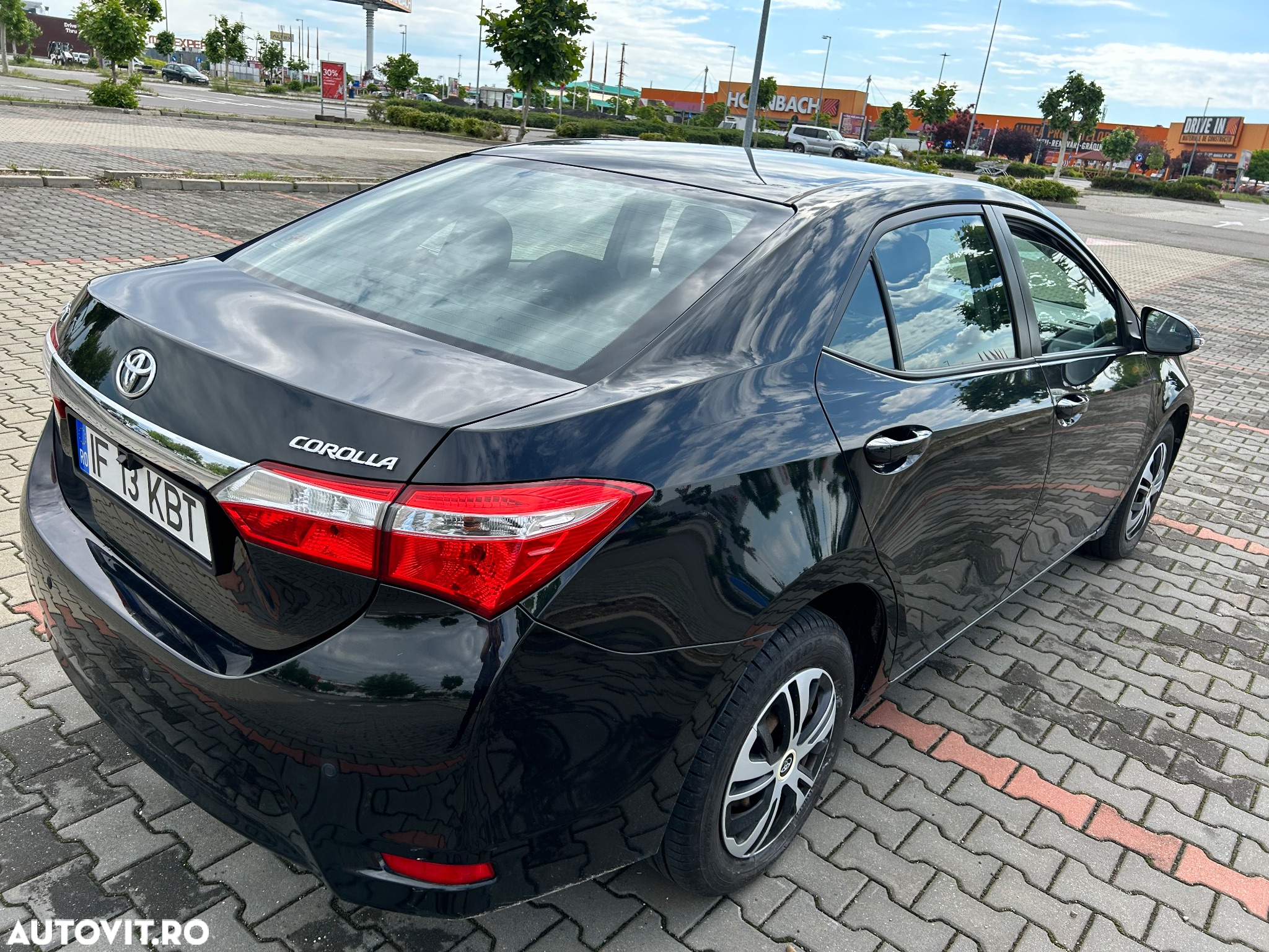 Toyota Corolla 1.6 Luna - 3