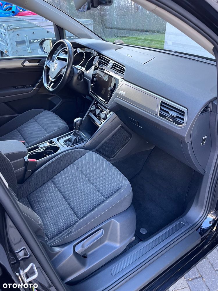 Volkswagen Touran 1.6 TDI SCR (BlueMotion Technology) DSG Comfortline - 11