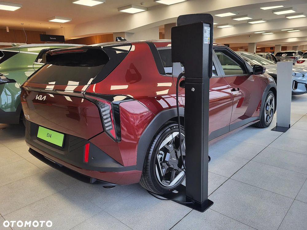 Kia EV4 - 7
