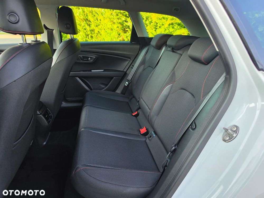 Seat Leon 2.0 TDI DPF Start&Stop DSG FR - 27
