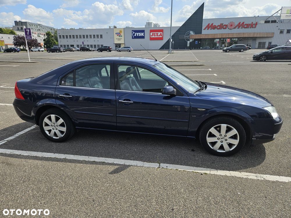 Ford Mondeo 2.5 V6 Ghia - 1