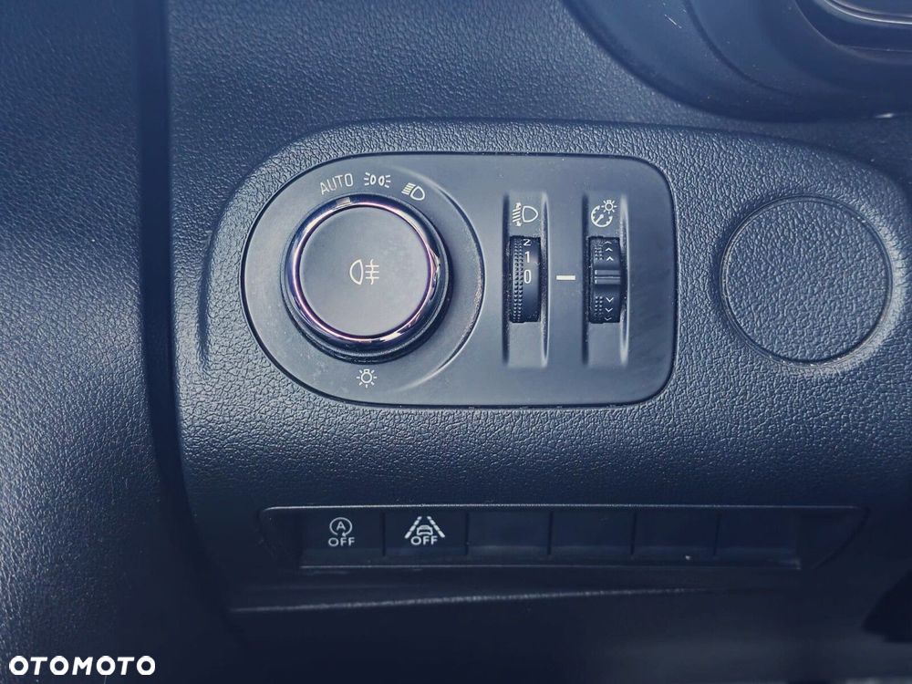 Opel Combo 1.5 CDTI S&S - 16