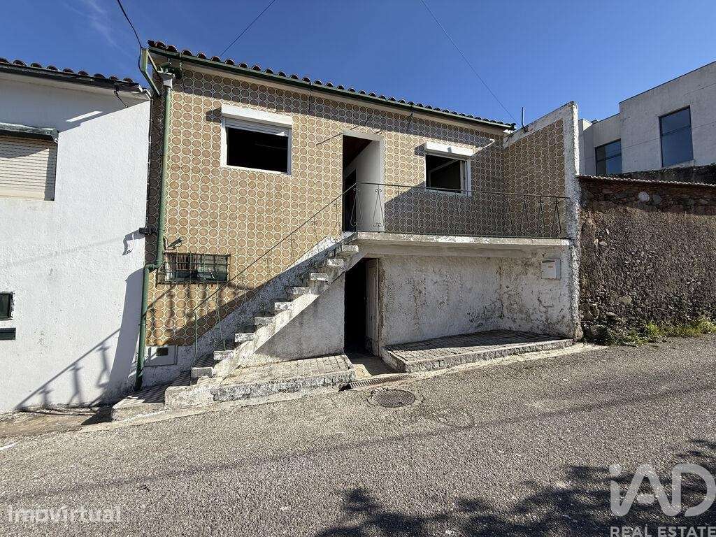 Casa / Villa T3 em Miranda do Corvo de 122 m2 - Grande imagem: 4/31
