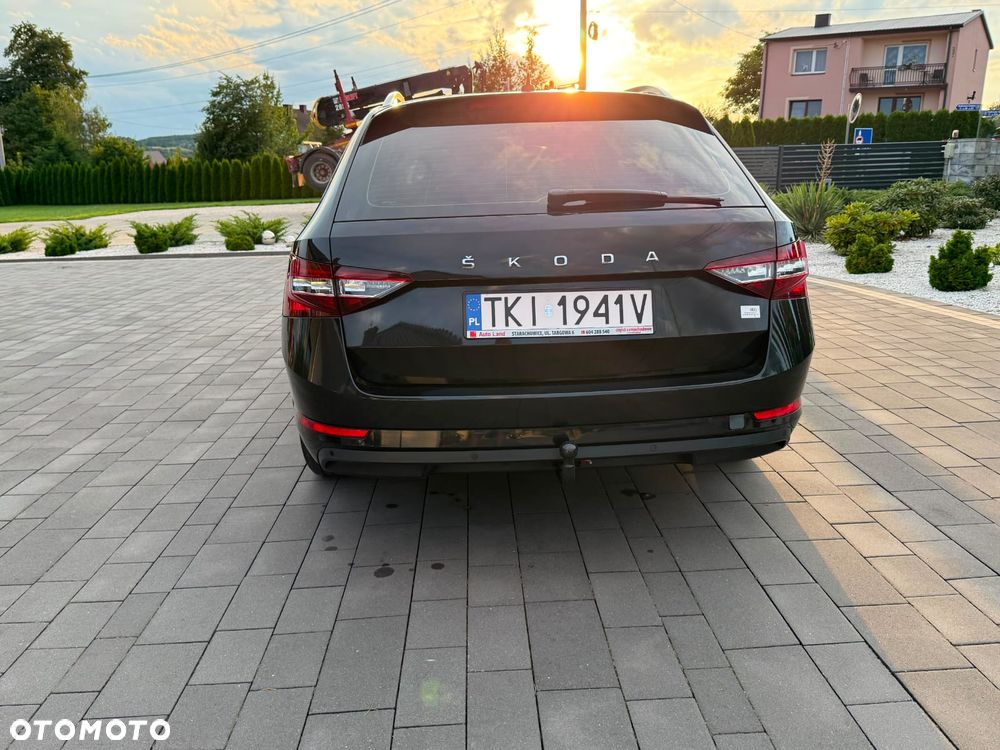 Skoda Superb 2.0 TDI Style - 10