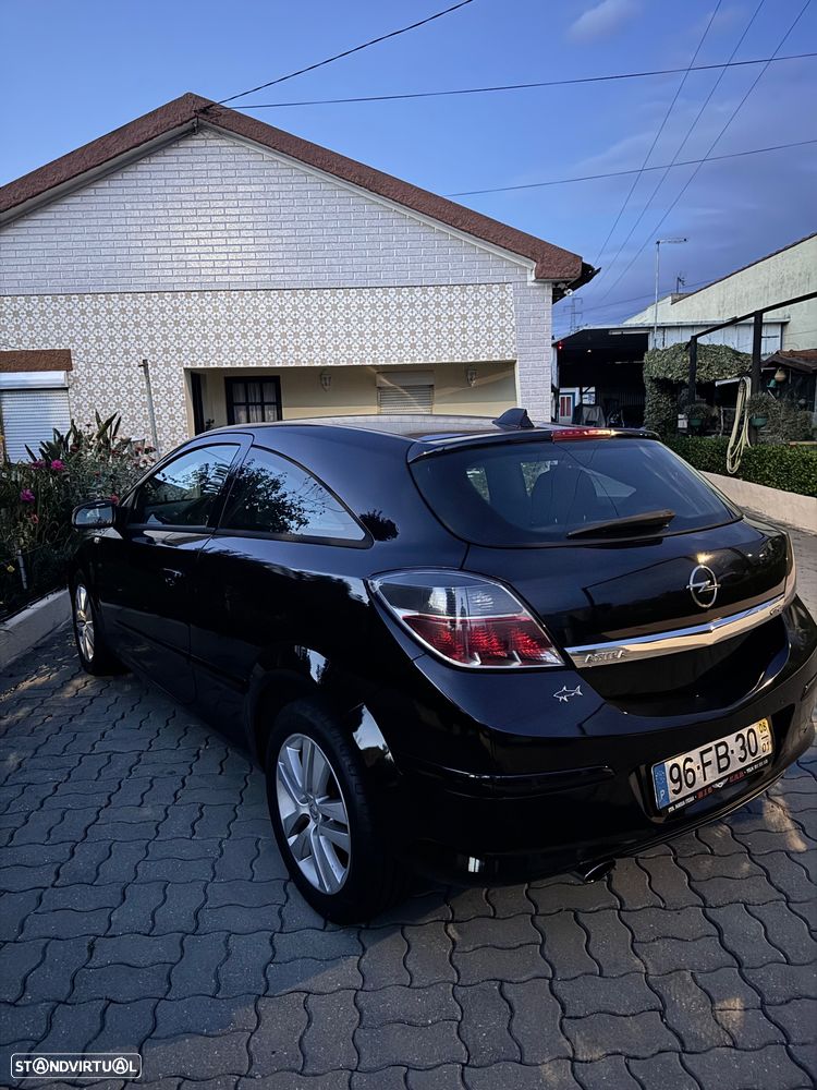 Opel Astra Gtc