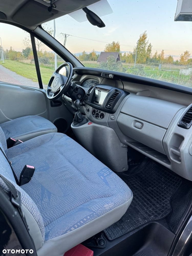 Renault Trafic - 9