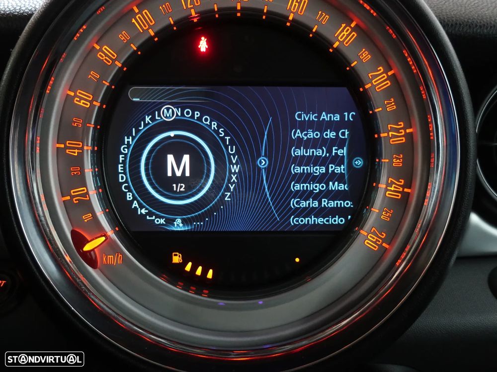 MINI 3 Portas Cooper D - 23