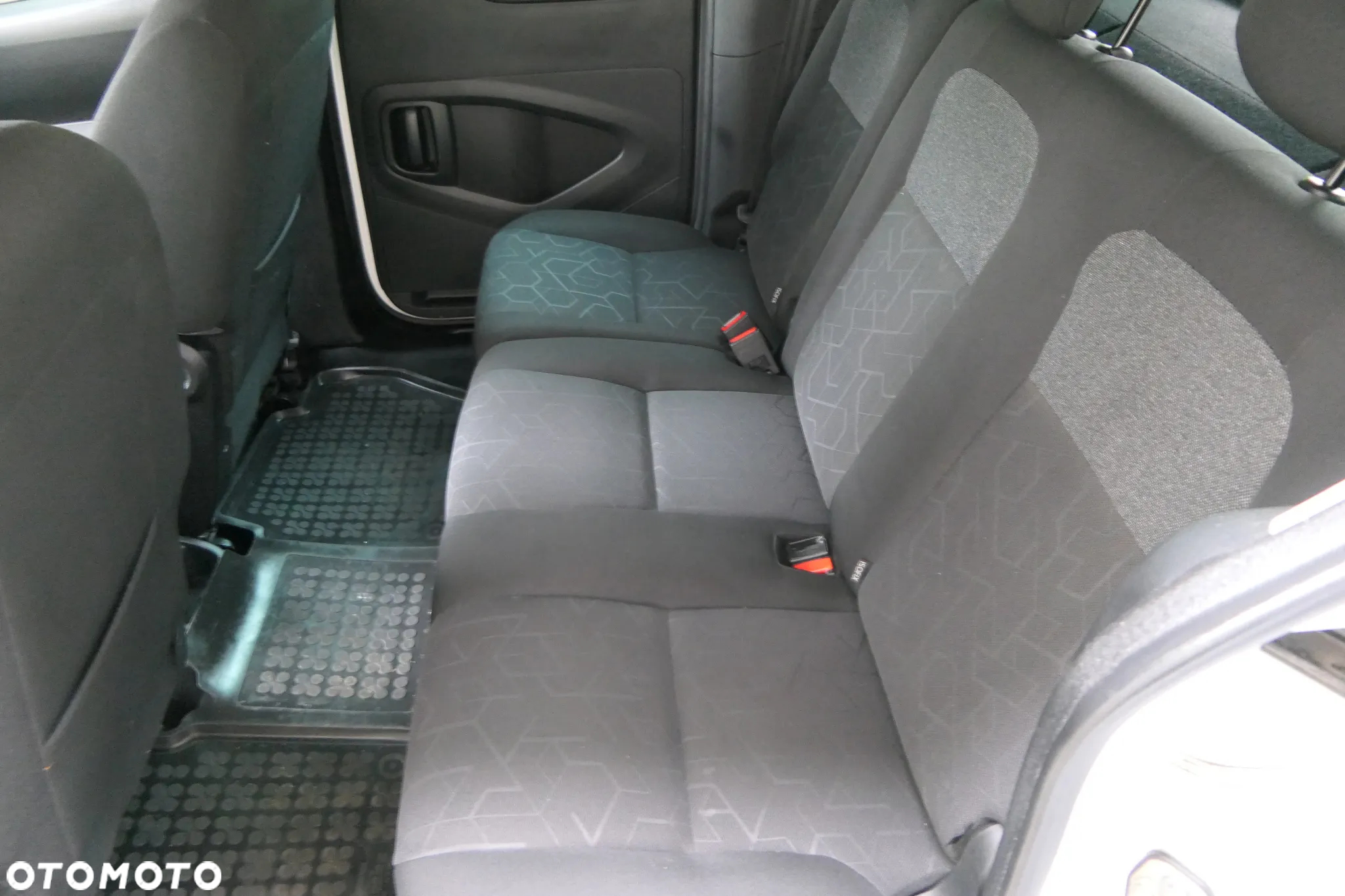 Peugeot Partner 1.6 BlueHDi Active - 22
