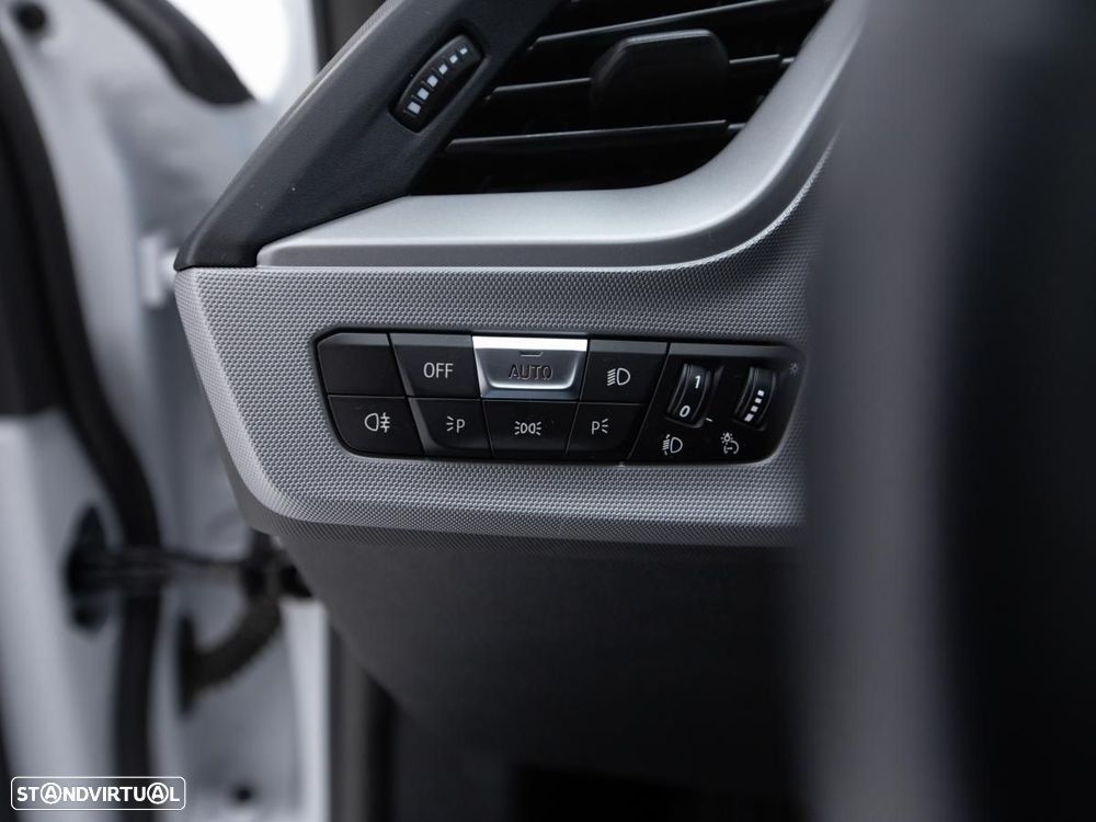 BMW 116 d Corporate Edition Auto - 15