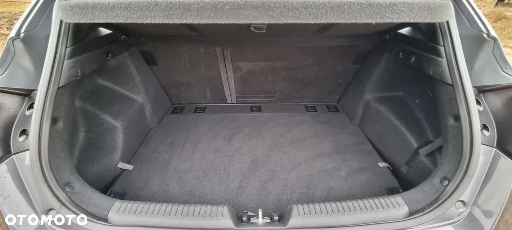 Hyundai i30 1.4 Passion Plus - 23