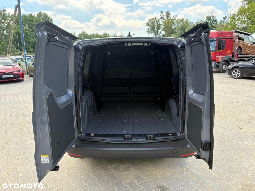 Volkswagen Caddy Maxi Cargo 2.0 TDI 122 KM DSG - 11
