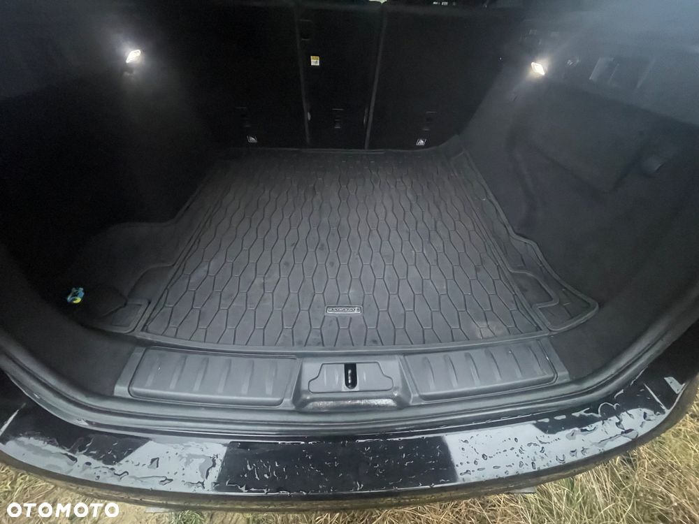 Jaguar F-Pace S AWD - 13