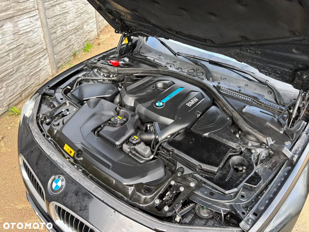 BMW Seria 3 330e iPerformance Sport Line - 25