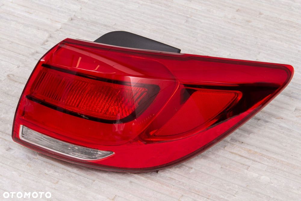 kia sportage iii sl 14-15 po lift karoseryjna lampa tylna prawa 924013 - 6