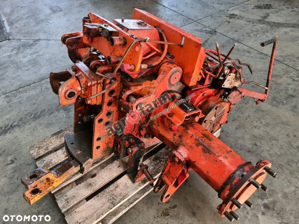 TYLNY MOST RENAULT 1181-4   7700609078 - 4