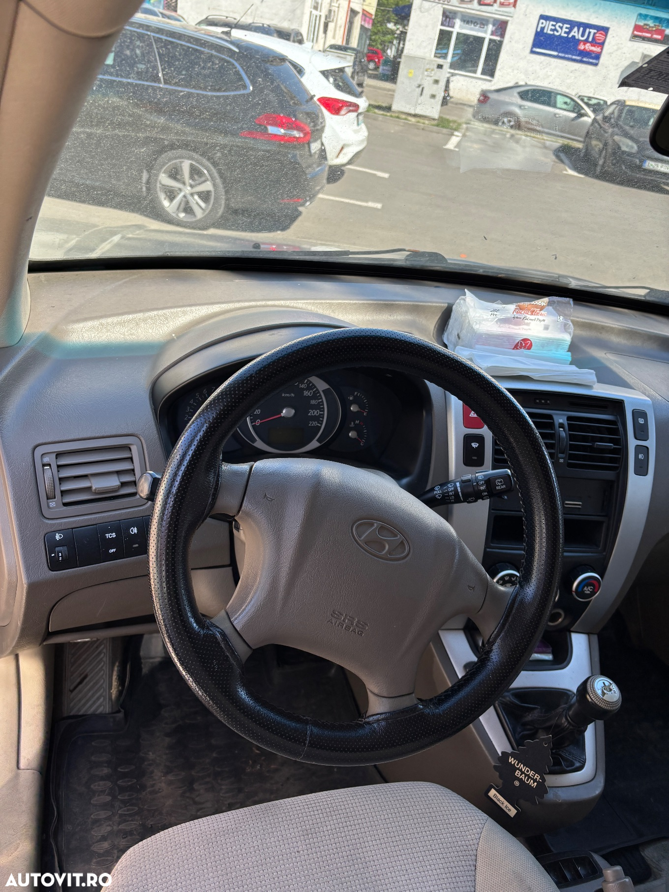 Hyundai Tucson 2.0 - 11