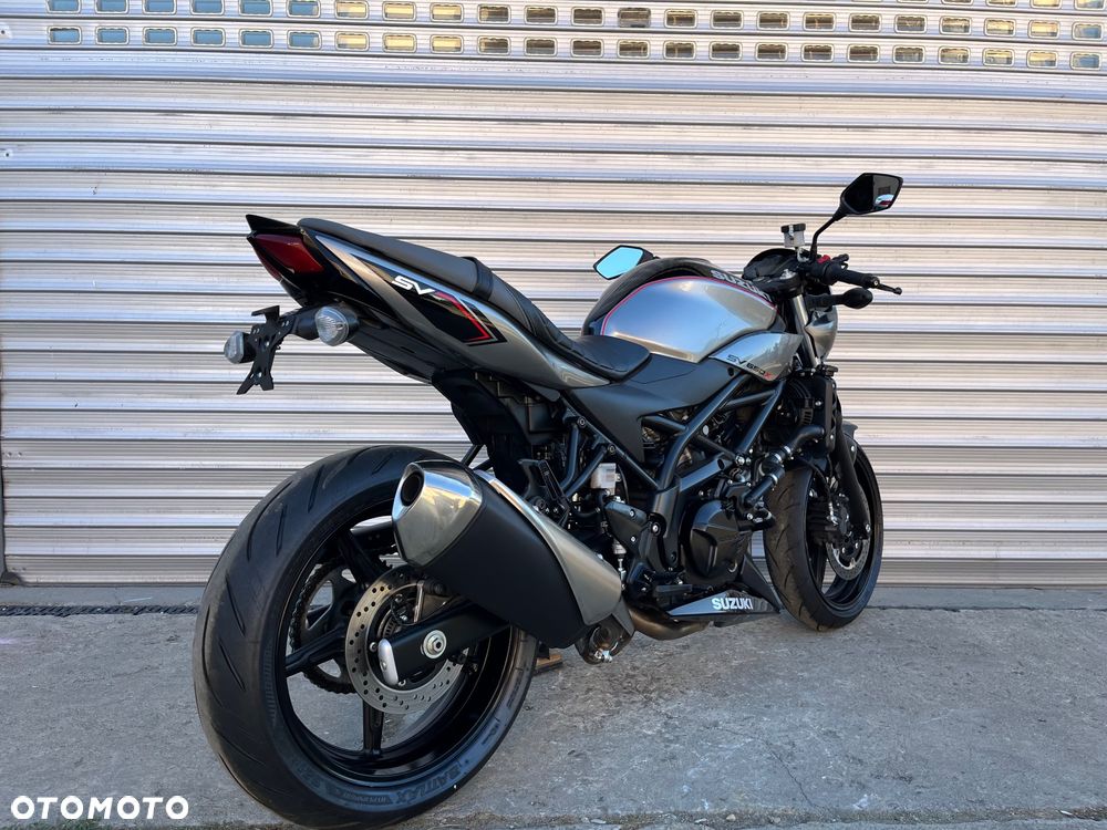 Suzuki SV - 7