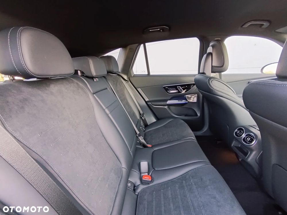 Mercedes-Benz GLC - 6