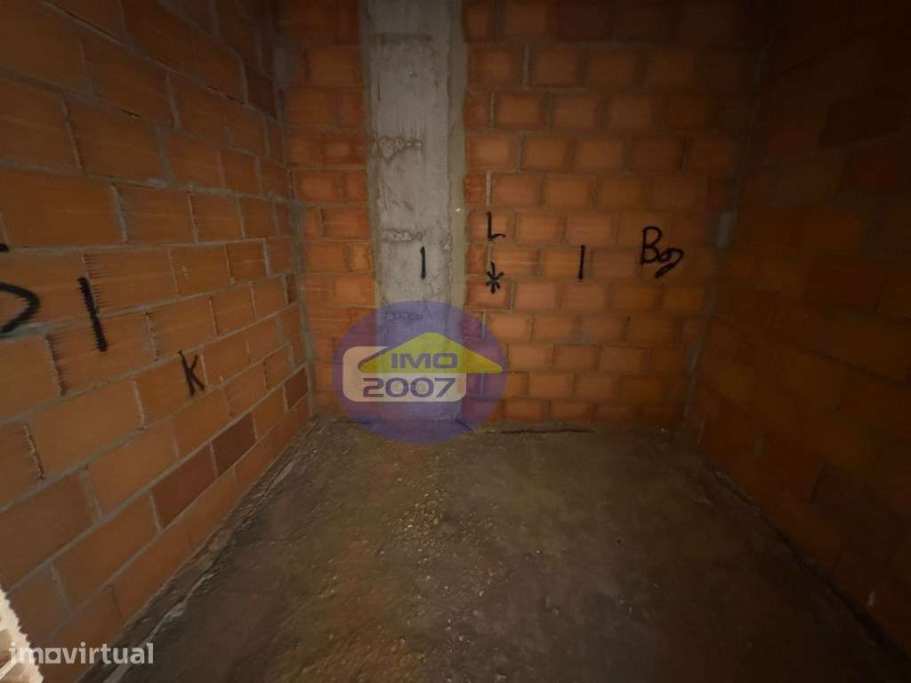 Apartamento T2 em Argoncilhe - Grande imagem: 5/26