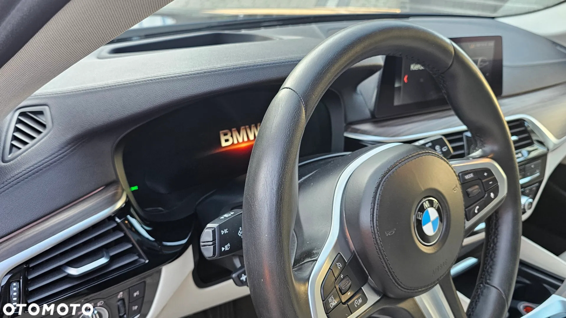 BMW Seria 5 530d xDrive Luxury Line - 8