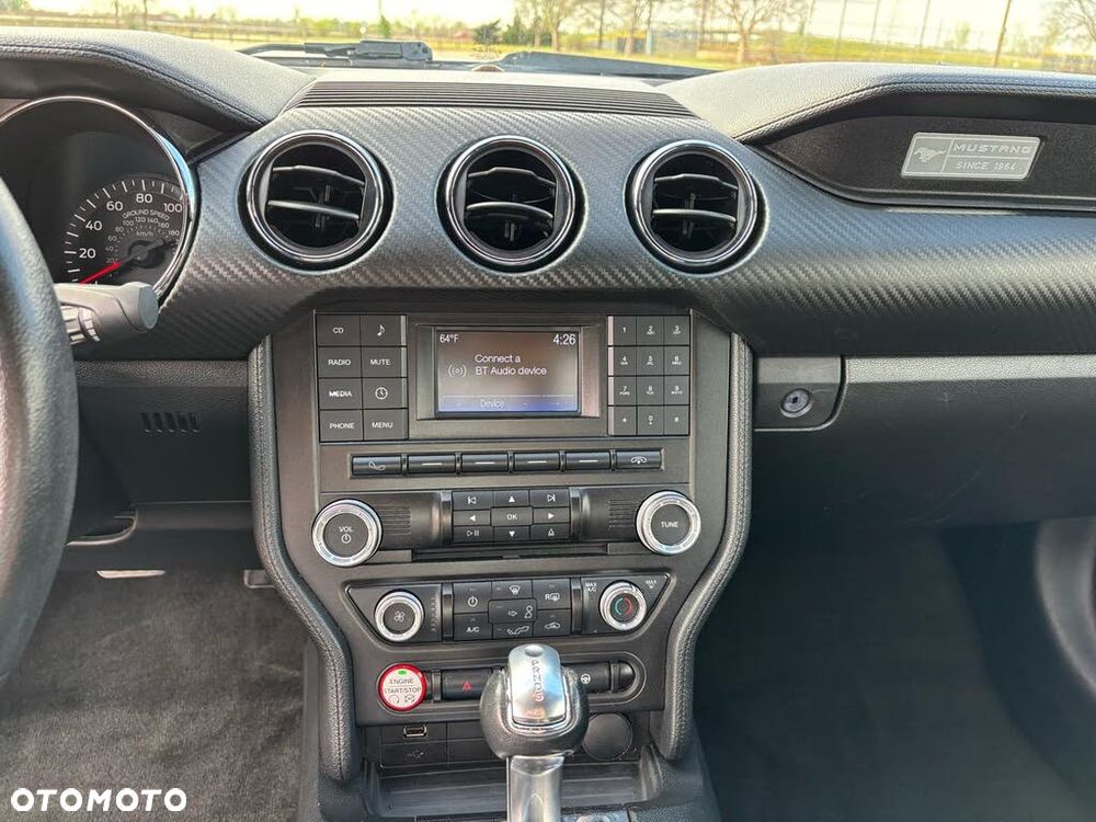 Ford Mustang 3.7 V6 - 14